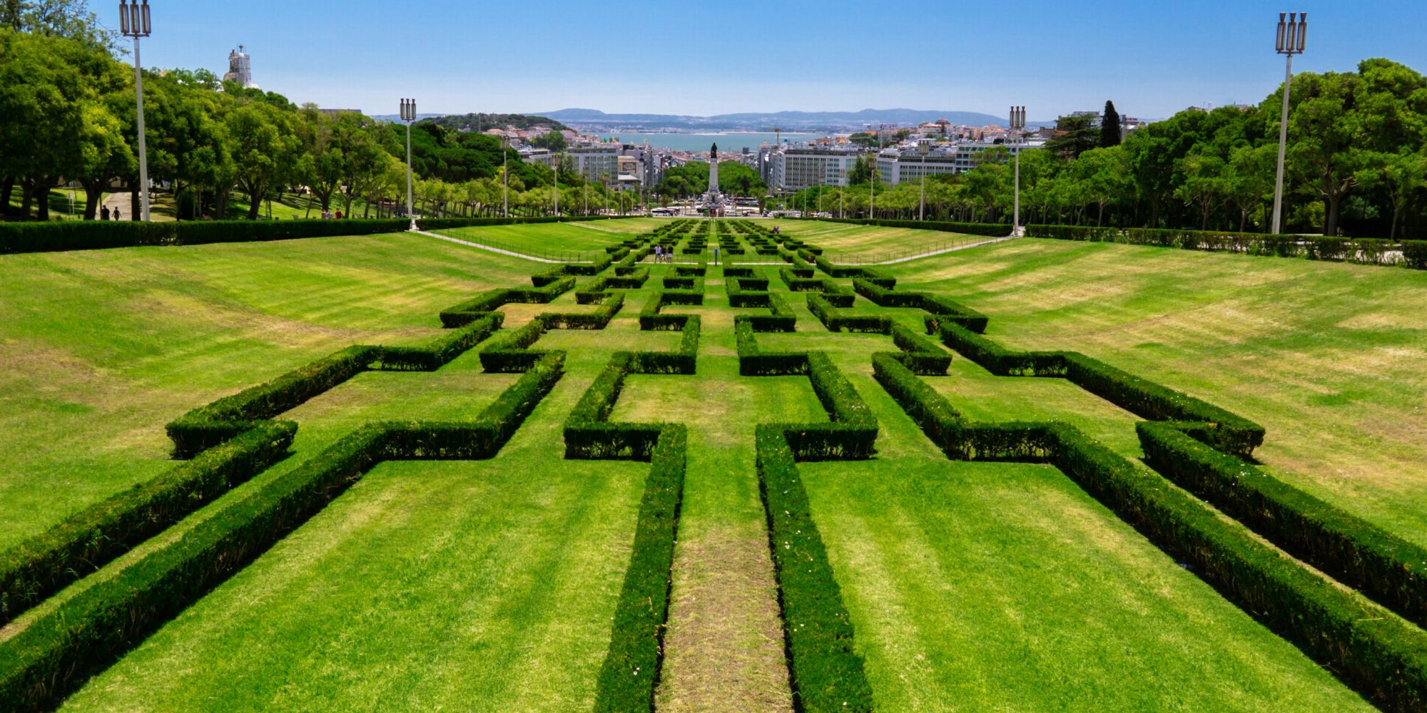 Hedges in Parque Eduardo VII