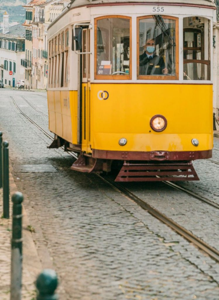 A tram in Estrela